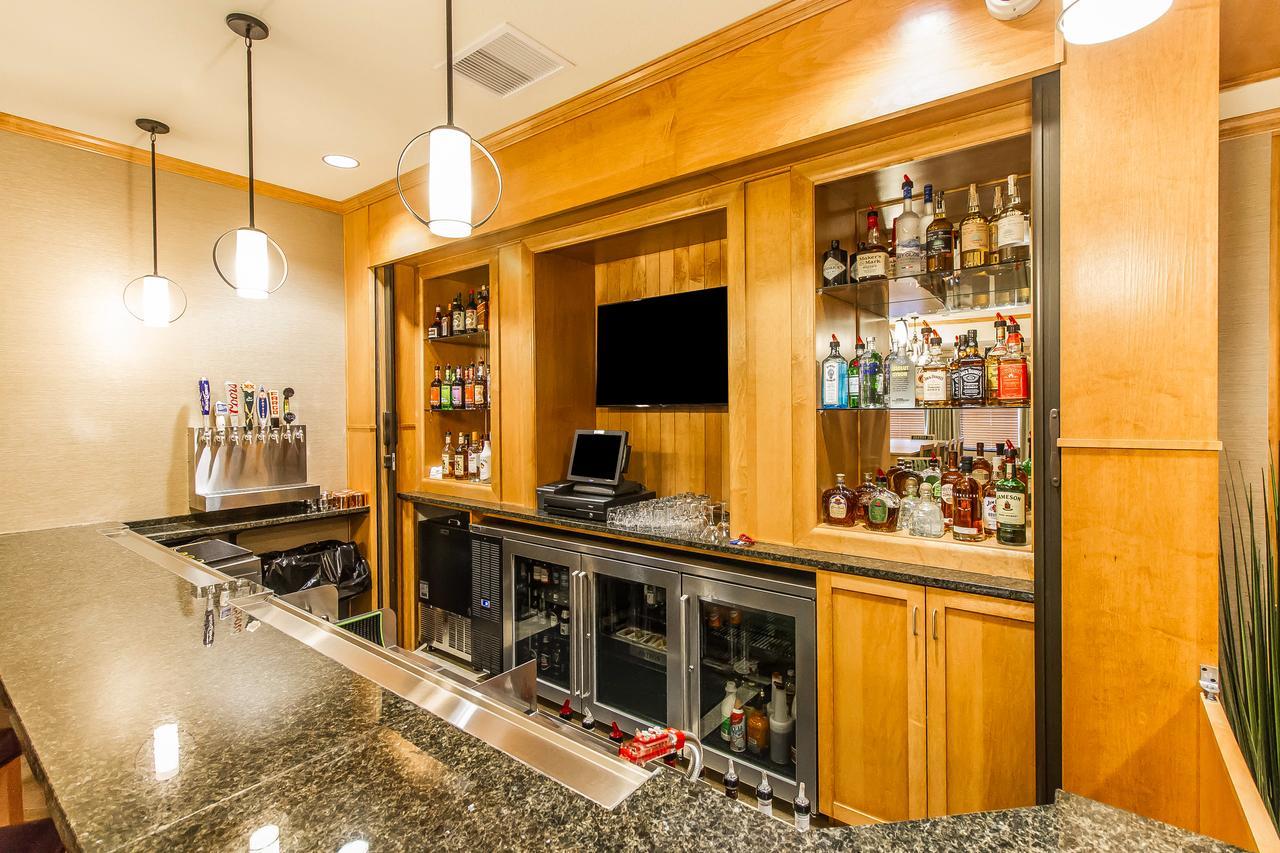Mainstay Suites Stanley Exteriör bild