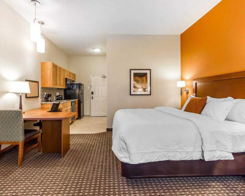 Mainstay Suites Stanley Exteriör bild