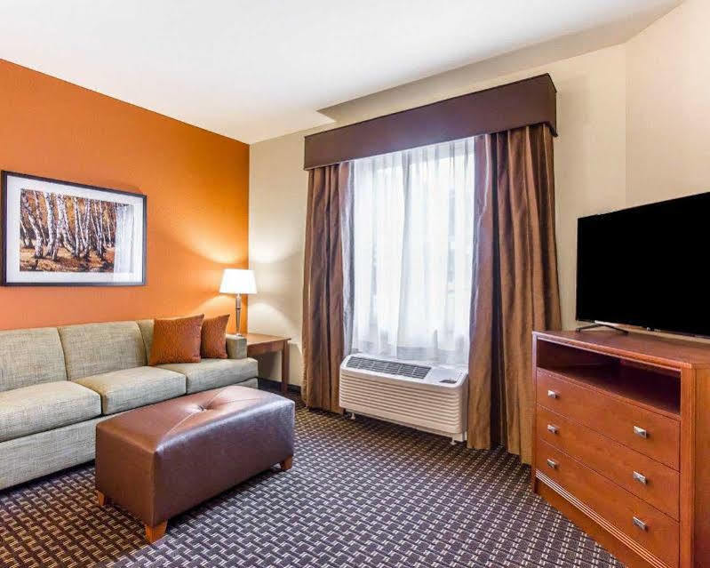 Mainstay Suites Stanley Exteriör bild